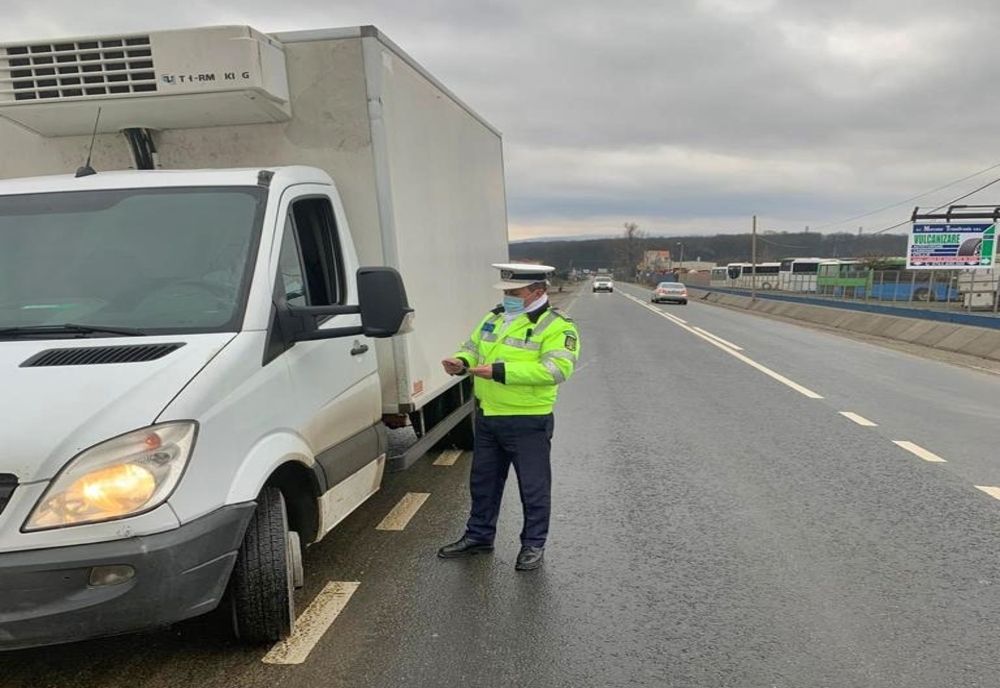 Peste 150 de sălăjeni, amendați pentru nepurtarea măștii de protecție și trei pentru nerespectarea carantinei