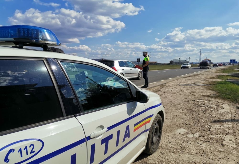 Tânăr din Sălaj, fără permis de conducere, prins în trafic la volanul unei maşini