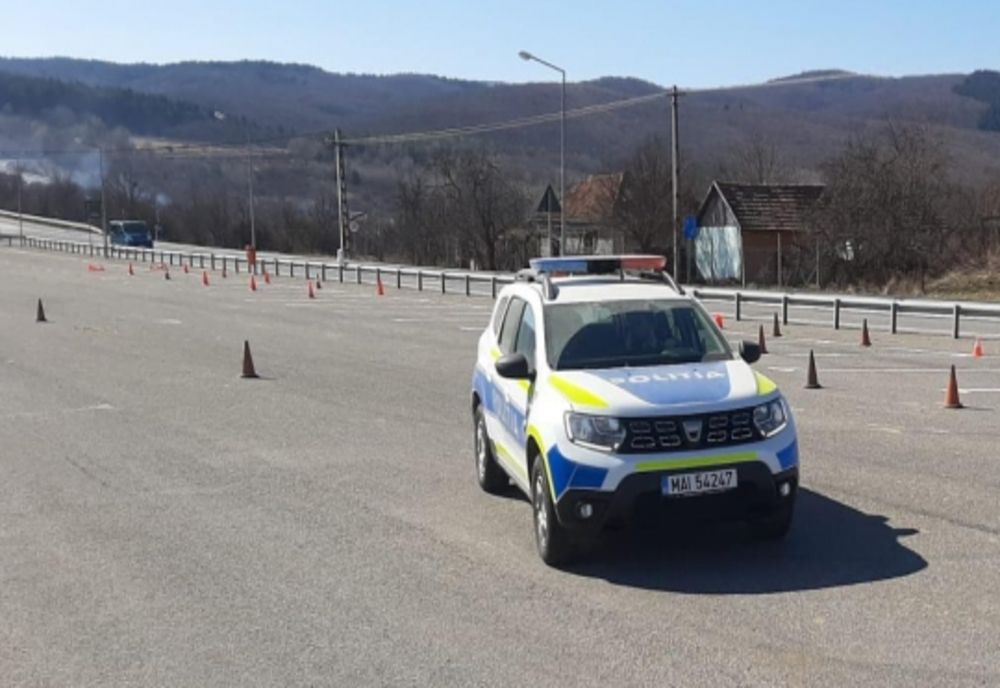 Poliţiştii sălăjeni au luat lecţii cu privire la conducerea autospecialelor (FOTO)