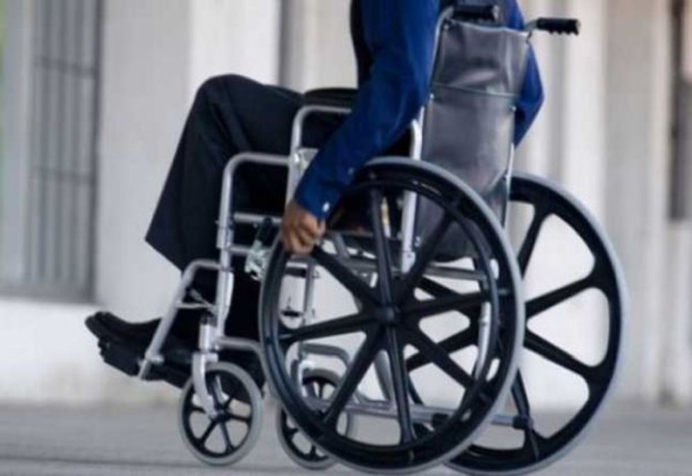 Sprijin în valoare de 5.000 de euro pentru persoanele cu dizabilități pentru a-și achiziționa dispozitive și tehnologii asistive și tehnologii de acces