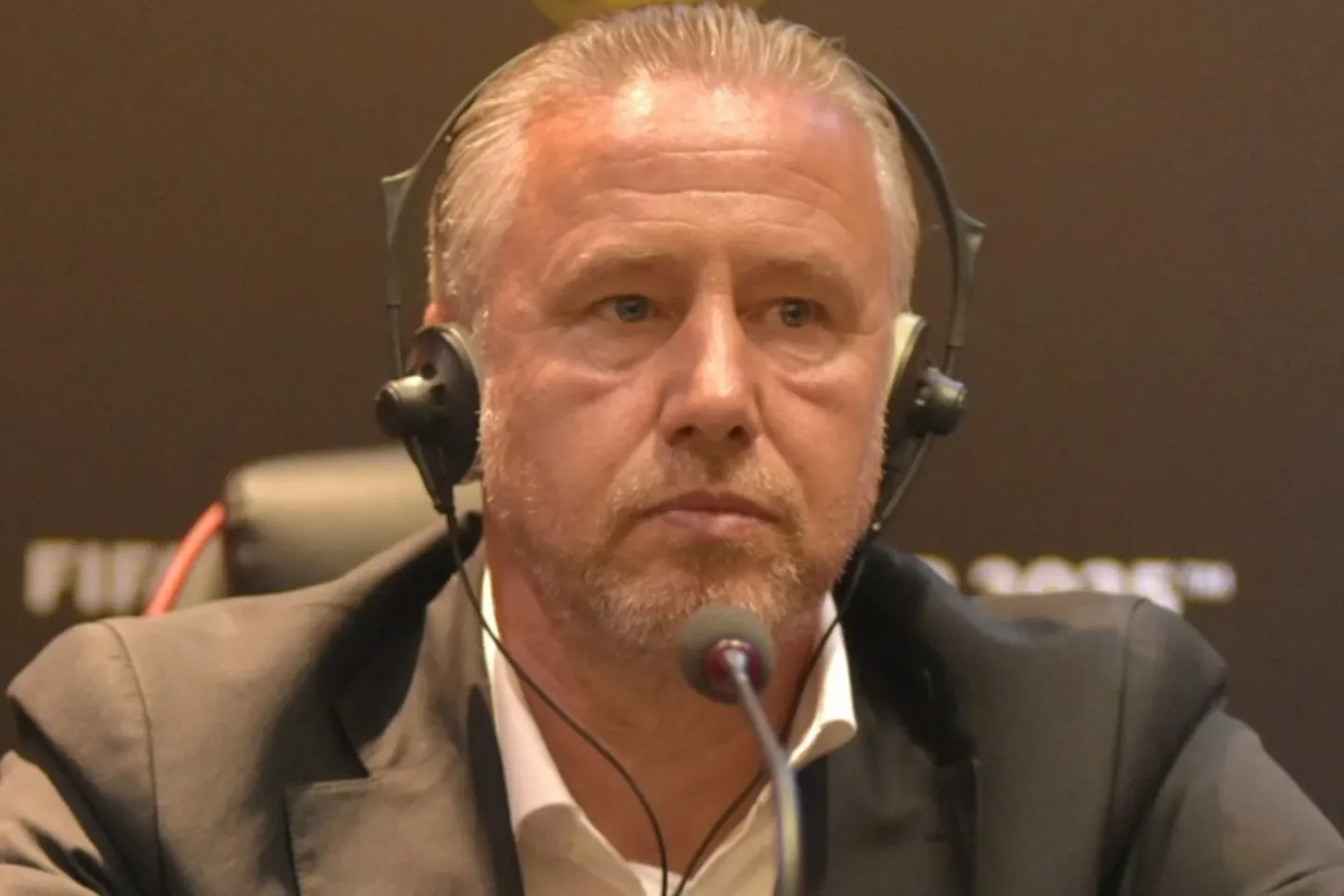 Adrian Porumboiu, verdict despre Reghecampf la FCSB: „Poți să-i dai și 20 de milioane, că nu ia titlul”