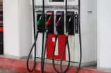 Preț record la benzină. Litrul a ajuns la 9,70 lei, în timp ce motorina s-a ieftinit