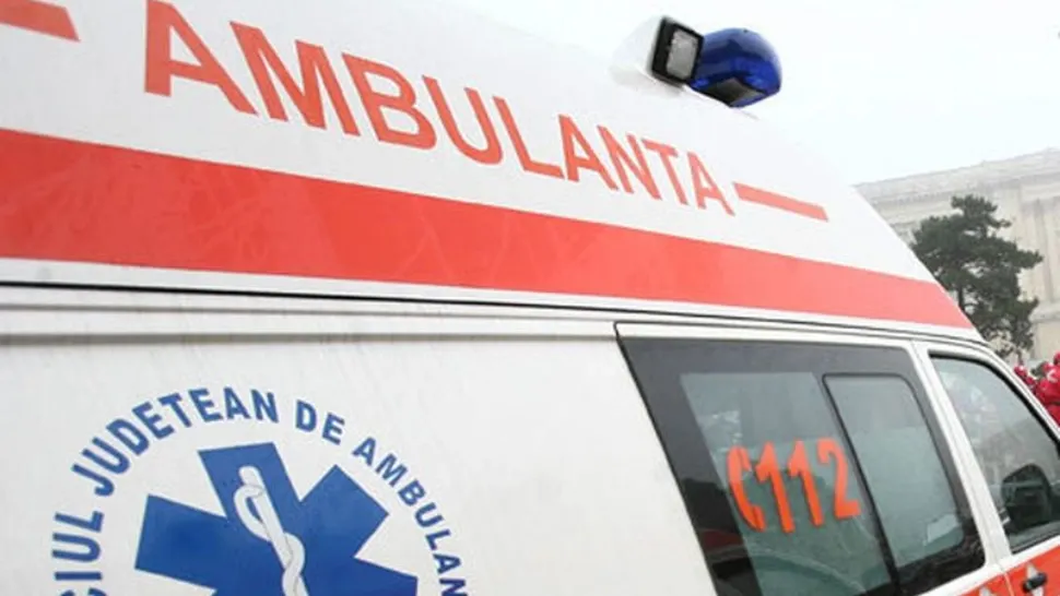 Incident într-un autobuz: două femei au ajuns la spital după ce au căzut în timpul deplasării