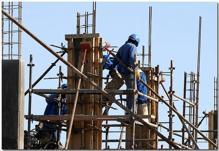 Costuri mai mari în construcţii