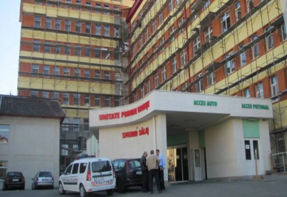 La Spitalul Județean de Urgență Zalău: s-au suspendat internările și internările pentru operații