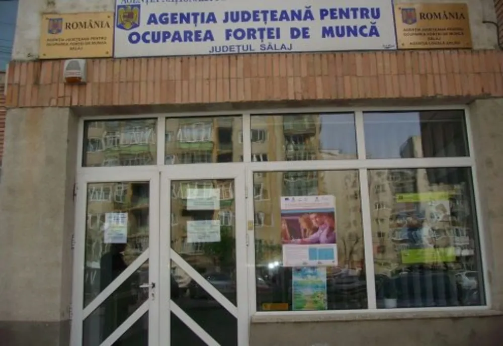  Sute de angajați din Sălaj, în șomaj tehnic. Cererile de acordare se transmit online