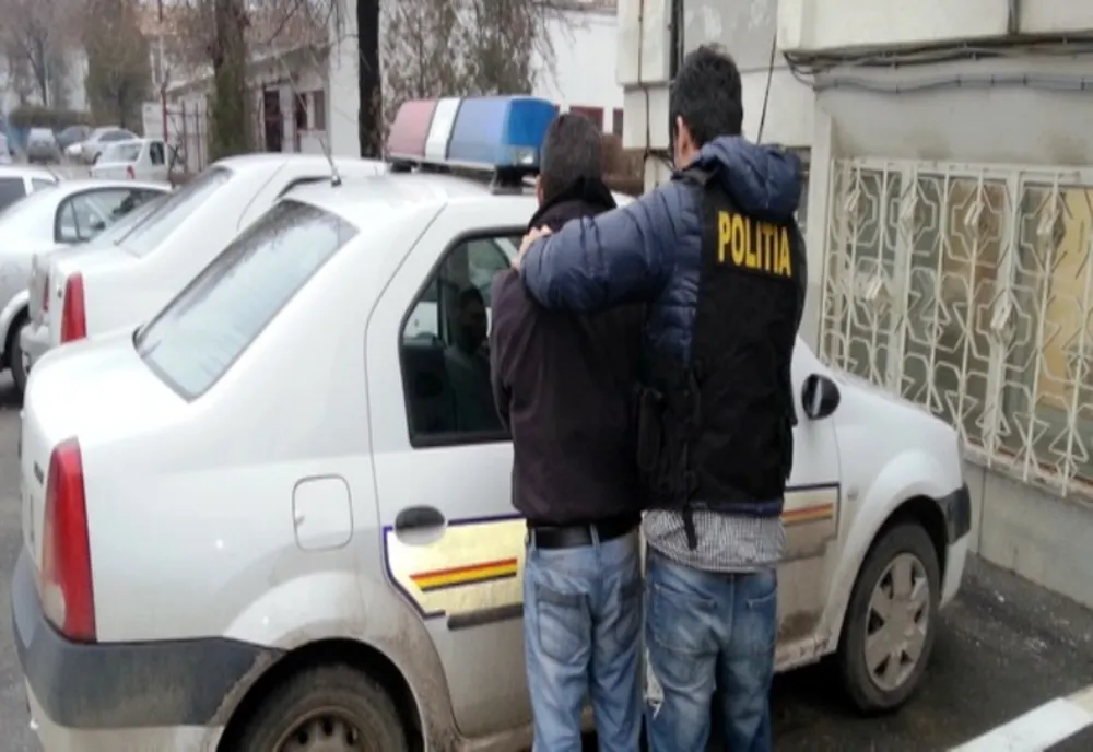 Tânăr din Românași, reținut de polițiști pentru tâlhărie calificată