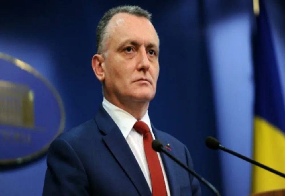 Ministrul Educaţiei, Sorin Cîmpeanu, anunță că o școală intră în online atunci când cel puţin jumătate din numărul de clase au activitatea fizică suspendată