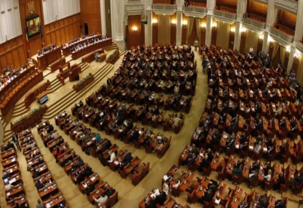 Tensiuni majore în Parlament pe devansarea alegerilor prezidențiale: dezbateri pe proiectul UDMR
