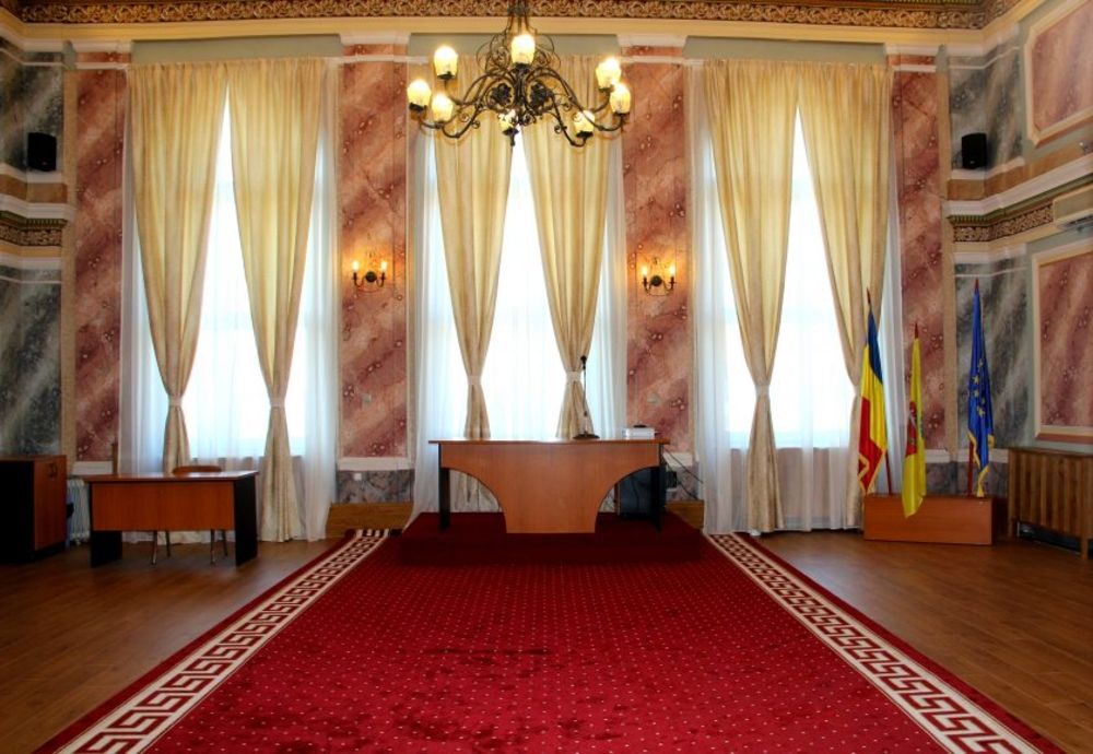 În Sălaj, mai multe căsătorii decât divorţuri 