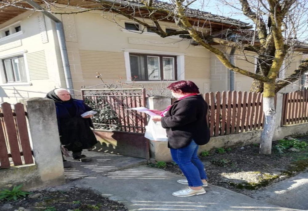 Sprijin de la autoritățile locale. Medicamente și cumpărături pentru seniorii din comuna Năpradea
