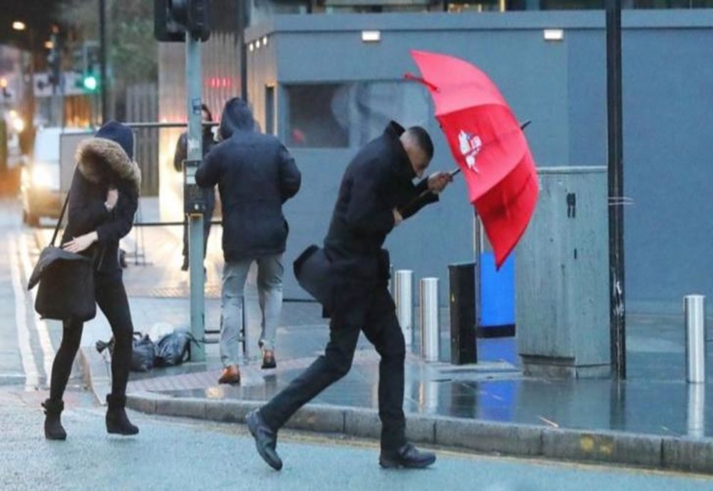 Meteorologii avertizează: ploi, vânt și descărcări electrice în Sălaj