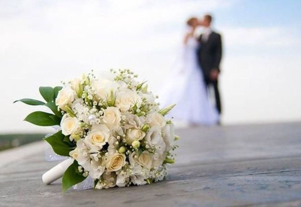 După starea de urgență, din 15 mai: botezuri, cununii și înmormântări cu maxim 16 persoane