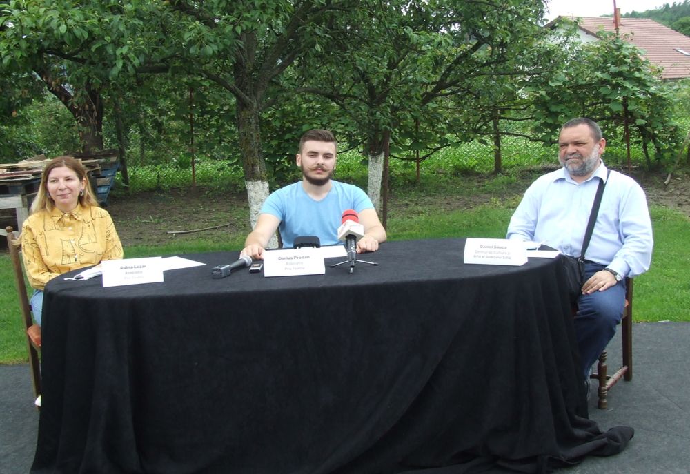  La Zalău, ''Curtea Artiștilor'' își redeschide porțile pentru public. Zălăuanii, așteptați la teatru în aer liber 