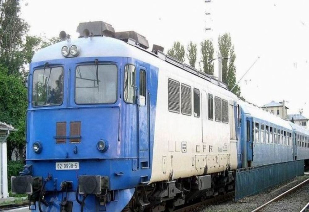 Trafic feroviar blocat între Cluj şi Sălaj! O persoană a fost lovită de un tren într-un tunel
