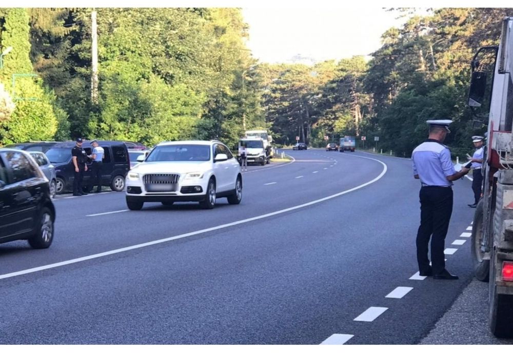 Aproape 400 de amenzi aplicate de poliţiştii sălăjeni, în doar 8 ore