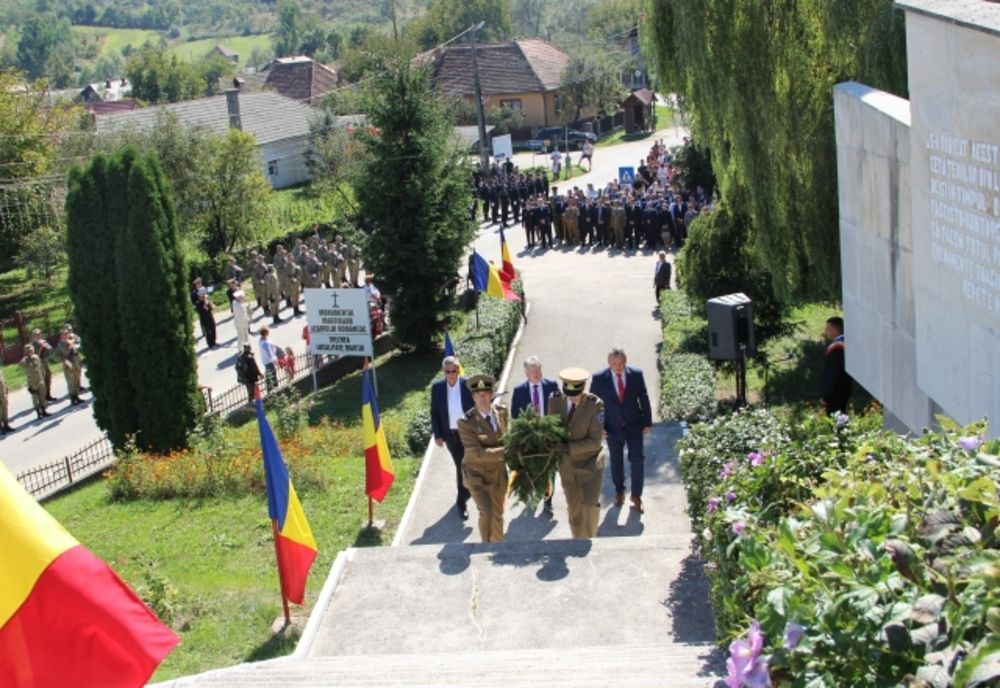Omagiu adus celor 86 de martiri masacrați la Treznea