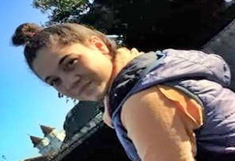 AȚI VĂZUT-O? O minoră a plecat de acasă și nu a mai revenit