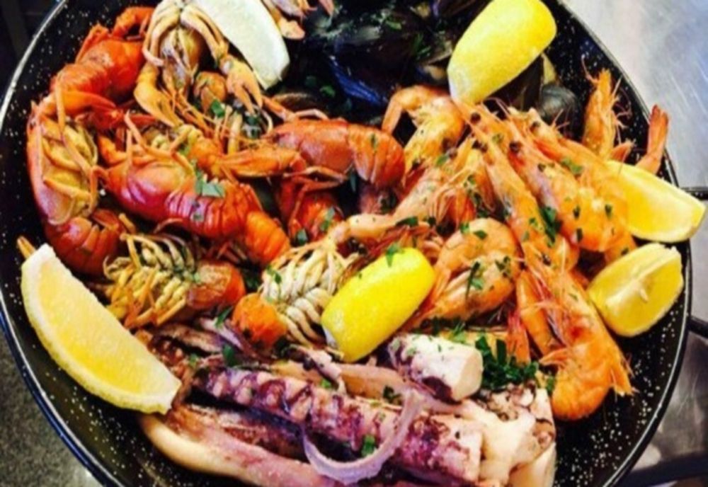 Ce alimente ne recomandă nutriționiștii pentru o dietă cu calorii puține