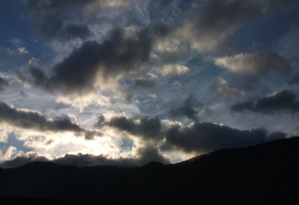 Prognoza meteo. Cum va fi vremea de Paște și de 1 Mai