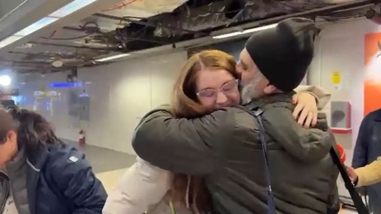 Primii români repatriați după suspendarea zborurilor din Orientul Mijlociu