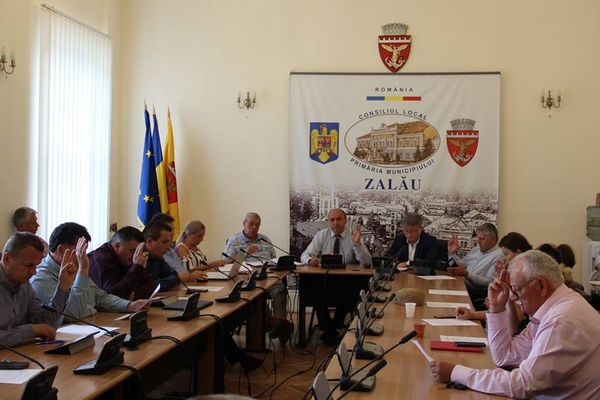 Zalăul în lumină...bună: din 2019 încep lucrările de modernizare a rețelei de iluminat public