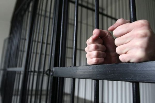 Tânăr din Treznea, după gratii pentru trafic de droguri