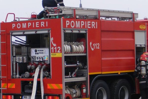 Tone de furaje, distruse de o ţigară