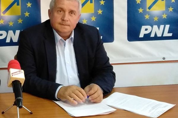Daniel Buda - europarlamentar PNL, la Zalău: ''Europenii se întreabă până când trebuie să plătească pentru incompetența autorităților din România''