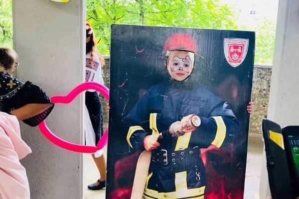 Colectare de jucării pentru copiii afectați emoțional în urma unor situații de urgență