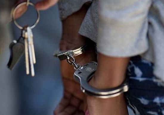 Tânără din Sălaj, reţinută pentru înşelăciune în Sibiu