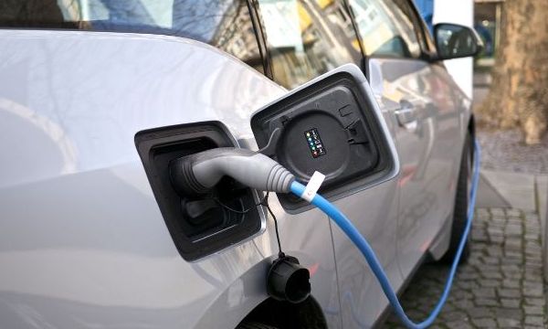 La Zalău: staţii de încărcare pentru autovehiculele electrice