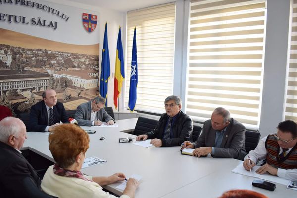 Vârstnicii sălăjeni solicită înființarea de puncte farmaceutice în comunele fără medici