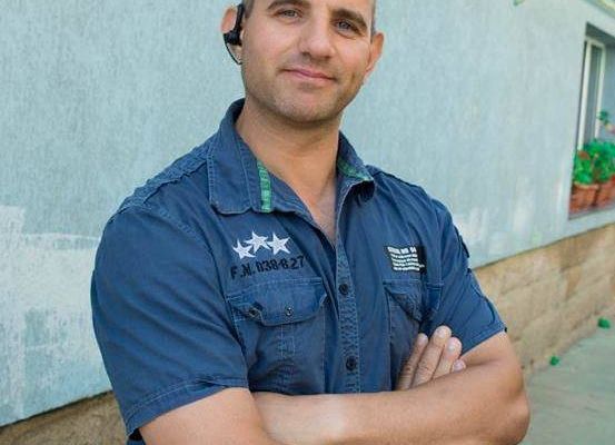 Împreună pentru Arnie! Să-l ajutăm să trăiască!!!!