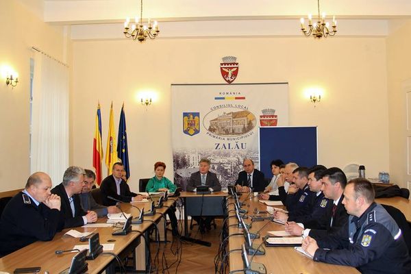 Membrii ATOP, convocaţi la şedinţă. Analize, propuneri, discuţii şi...alte întâlniri