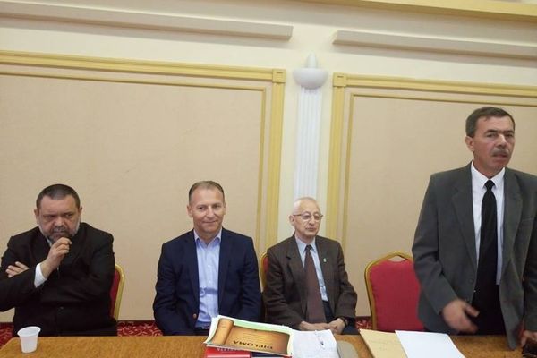 La Crasna: întâlnire literară cu elevi şi profesori