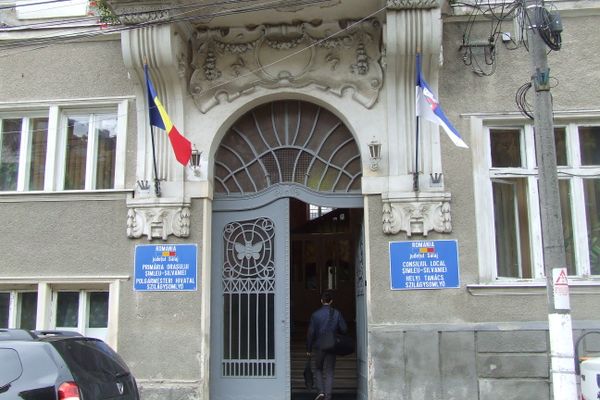 La Şimleu: restanţieri cu duiumul la plata impozitelor. Cea mai mare datorie, peste 82.800 de lei