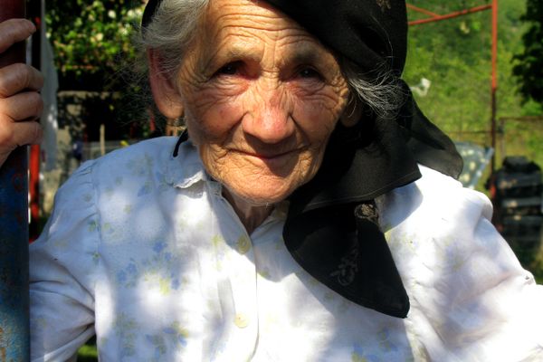 Femeia în satul tradițional: expoziţie de fotografie la Centrul de Cultură