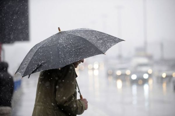 Meteorologii avertizează! Ploi, vreme urâtă și temperaturi scăzute