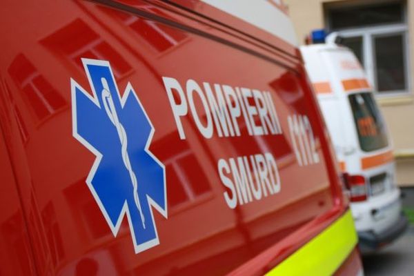 Accident la Nușfalău. O persoană a fost preluată de un echipaj SMURD