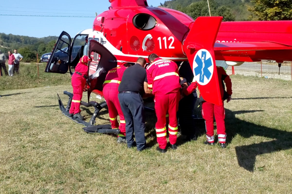 Accident cu o victimă în localitatea Rus. A fost solicitat elicopterul SMURD