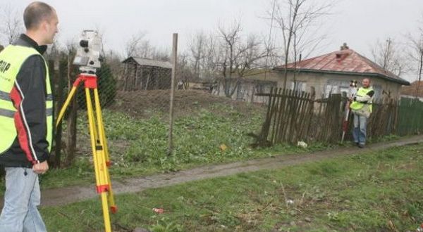 Cadastrare gratuită în opt comune sălăjene. Întabularea proprietăţilor se realizează cu fonduri europene