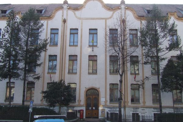 La Zalău se organizează Concursul Interjudețean de Fizică ''Top Fiz''. Participanți: Zeci de elevi și profesori din mai multe județe