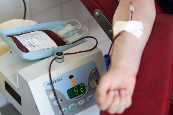 Prin localităţile judeţului, o nouă acţiune de donare de sânge