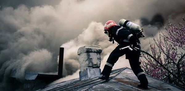 Avertismentul pompierilor: atenție la coșurile de fum și instalațiile de încălzire în sezonul rece!