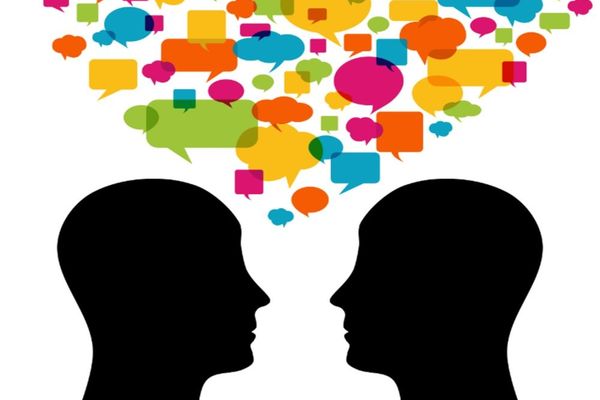 Explicațiile psihologului: Diferența între a vorbi și a asculta