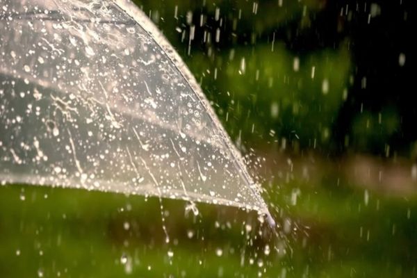 Ploi până marți seara în majoritatea zonelor țării