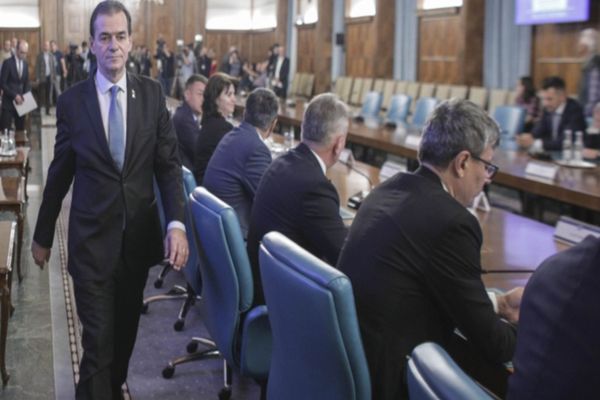 Orban recunoaște: "Nu sunt bani pentru dublarea alocațiilor!"