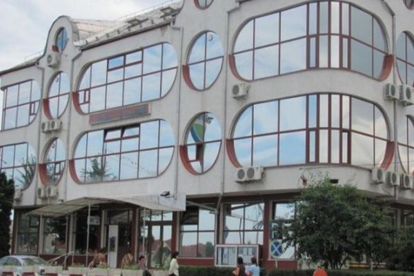 Plata ajutoarelor de deces doar prin mandat poștal sau cont bancar