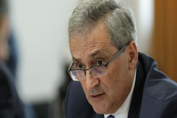 Marcel Vela, ministrul de Interne, va răspunde în fiecare miercuri întrebărilor puse de români, pe pagina sa de Facebook